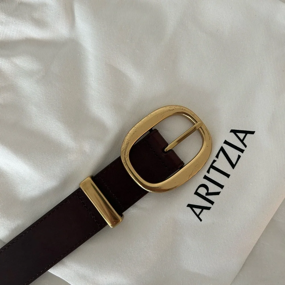 Aritzia Dark Brown Belt with Gold Hardware - Picture 6 of 7